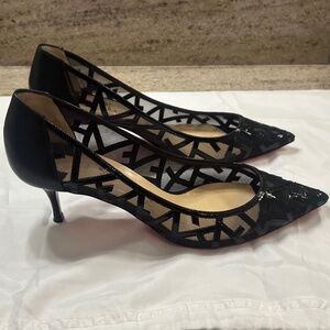 Like NEW!! 🌷Christian Louboutin Tititata 55 Kitten Heels